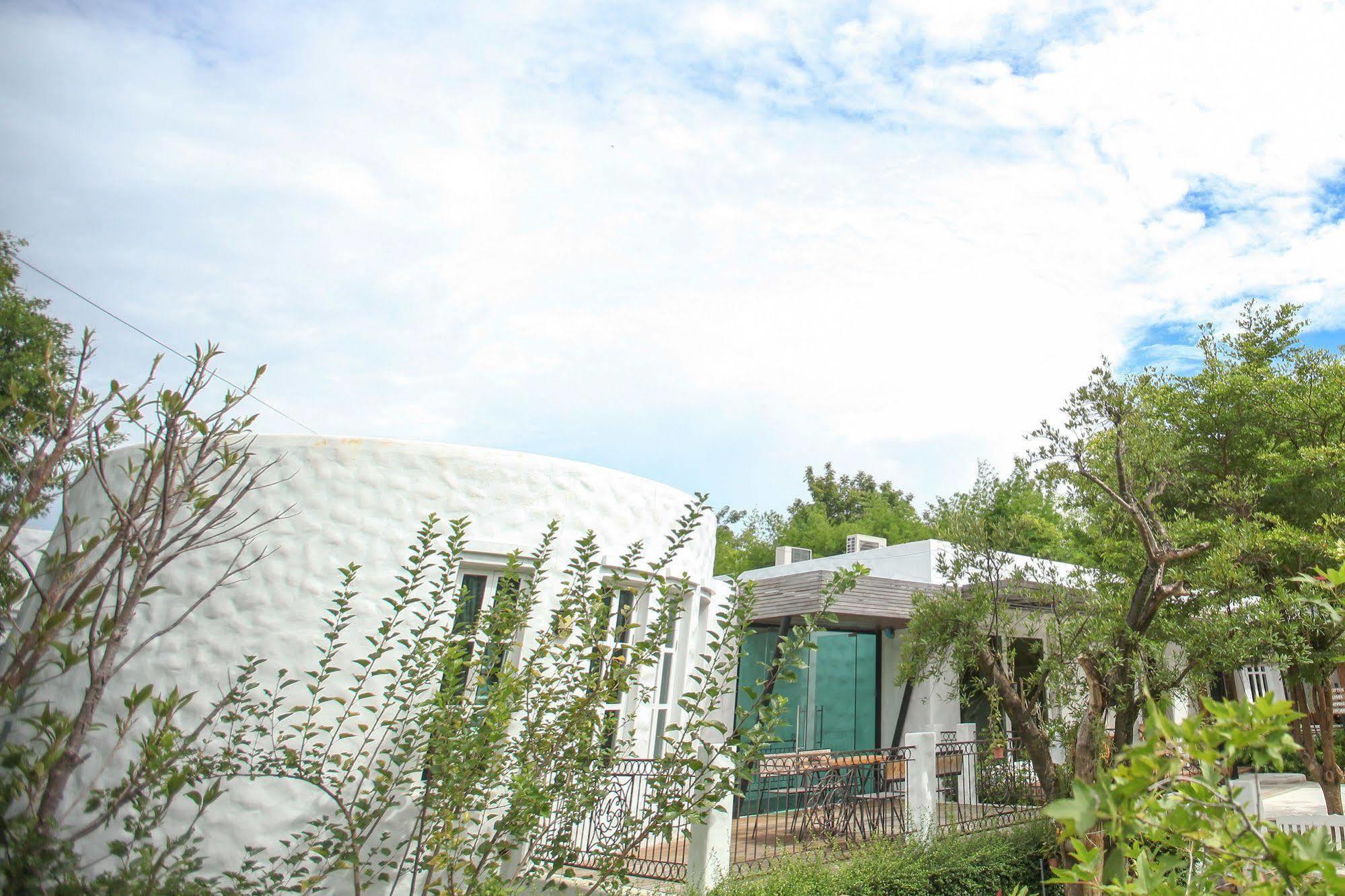 Monkey House Otel Chiang Mai Dış mekan fotoğraf